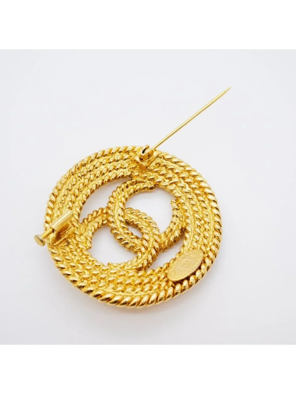 CHANEL brooch vintage